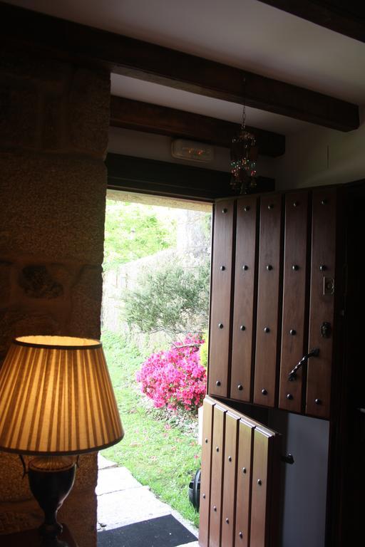 A Casa Da Meixida Padron Exterior photo